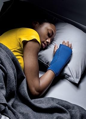Futuro Night Wrist Sleep Support Brace Adjustable Night Splint for Carpal Tunnel

