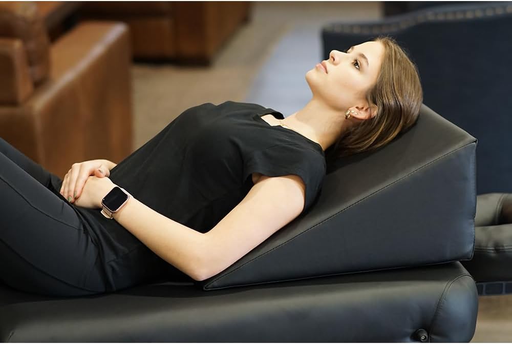 Physical Therapy Massage Table Positioning Support for Back and Leg, 22 x 20 x 10 in

