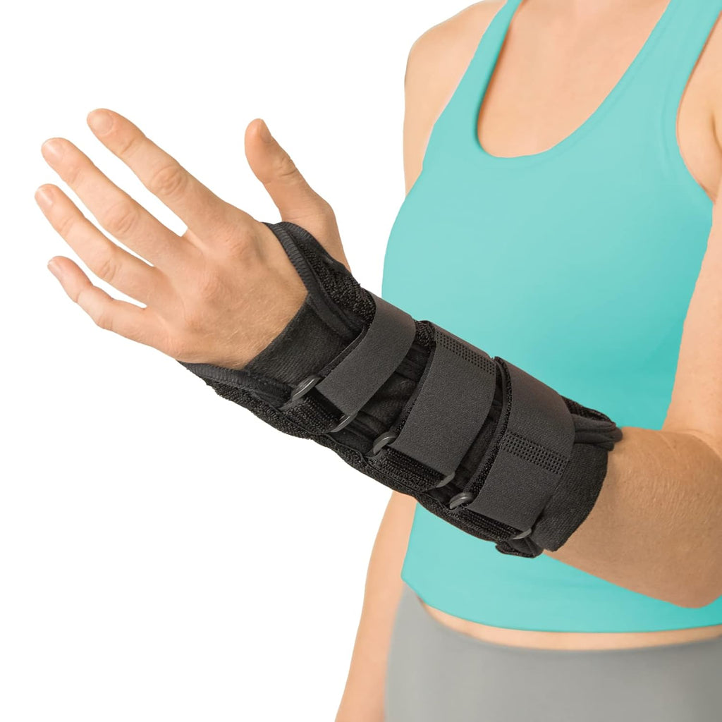 BraceAbility Volar Wrist Splint Support Brace for Carpal Tunnel, Sprains, Arthritis

