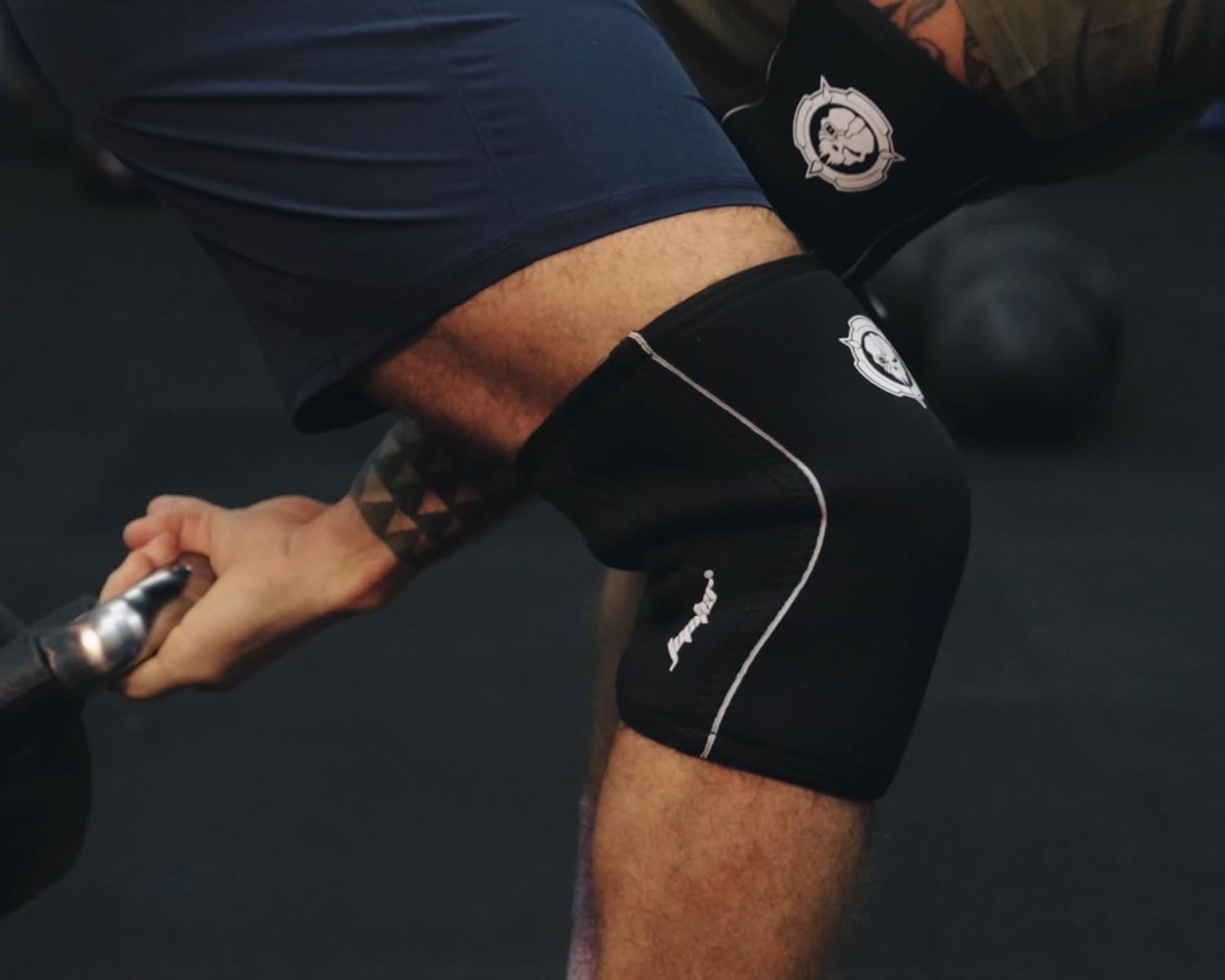 Jupiter 7mm Neoprene Compression Knee Sleeves for Weightlifting Knee Braces


