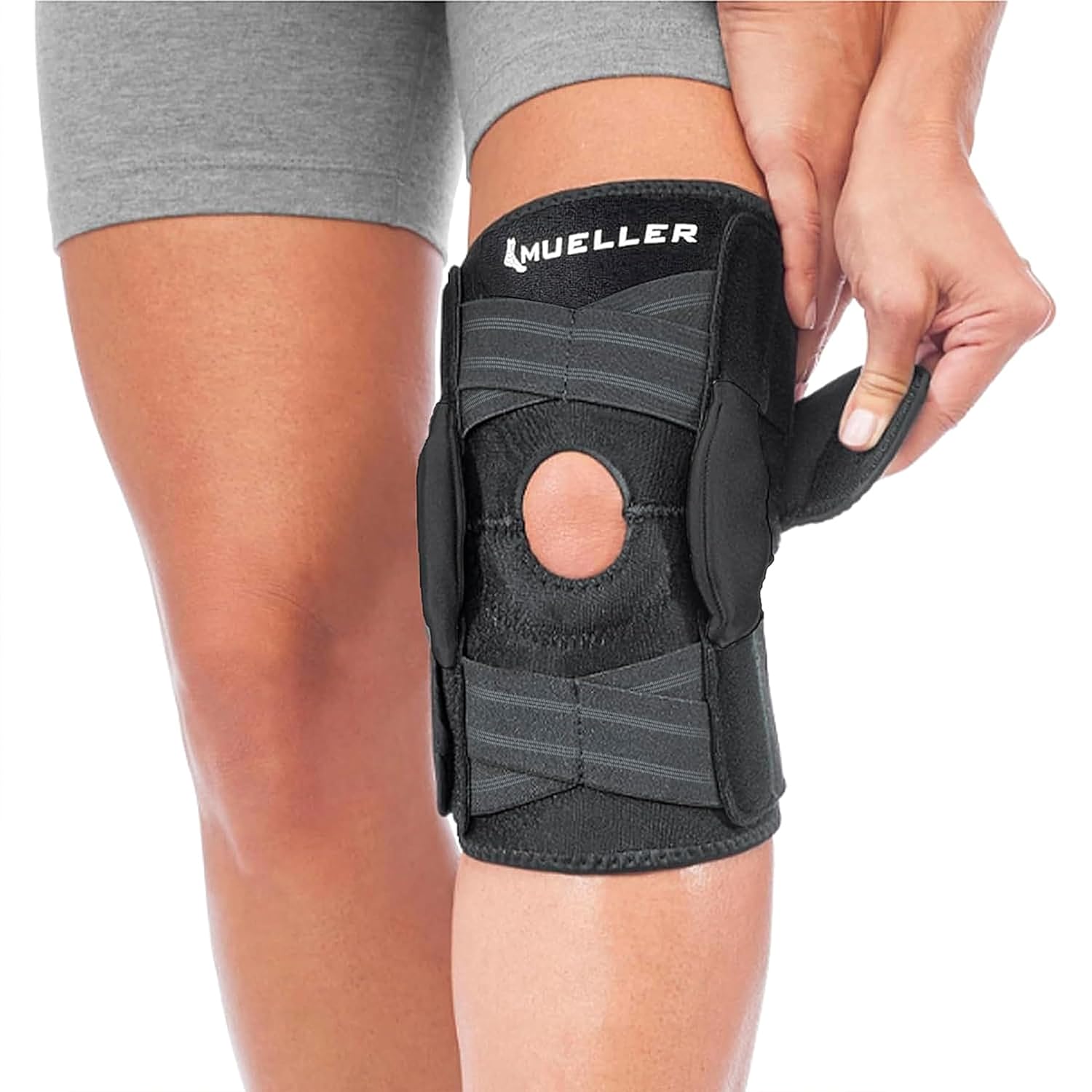 Mueller Hinged Knee Support Self-Adjusting for Compression and Pain Relief, Men/Women

