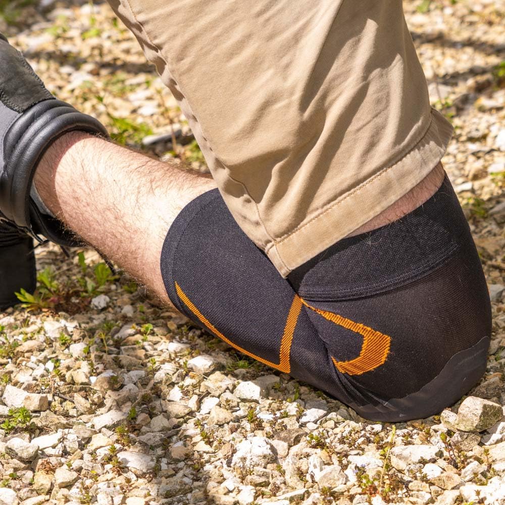 Klein Tools 60623 Compression Knee Pad Sleeve with Neoprene Foam, Knee Support

