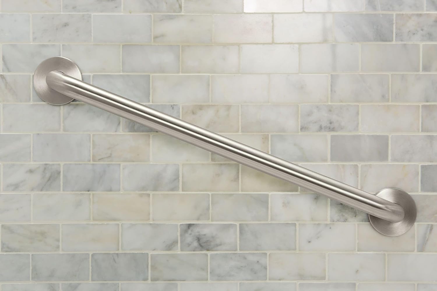 Moen Home Care Bathroom Safety Grab Bar for Bathtub and Shower with SecureMount

