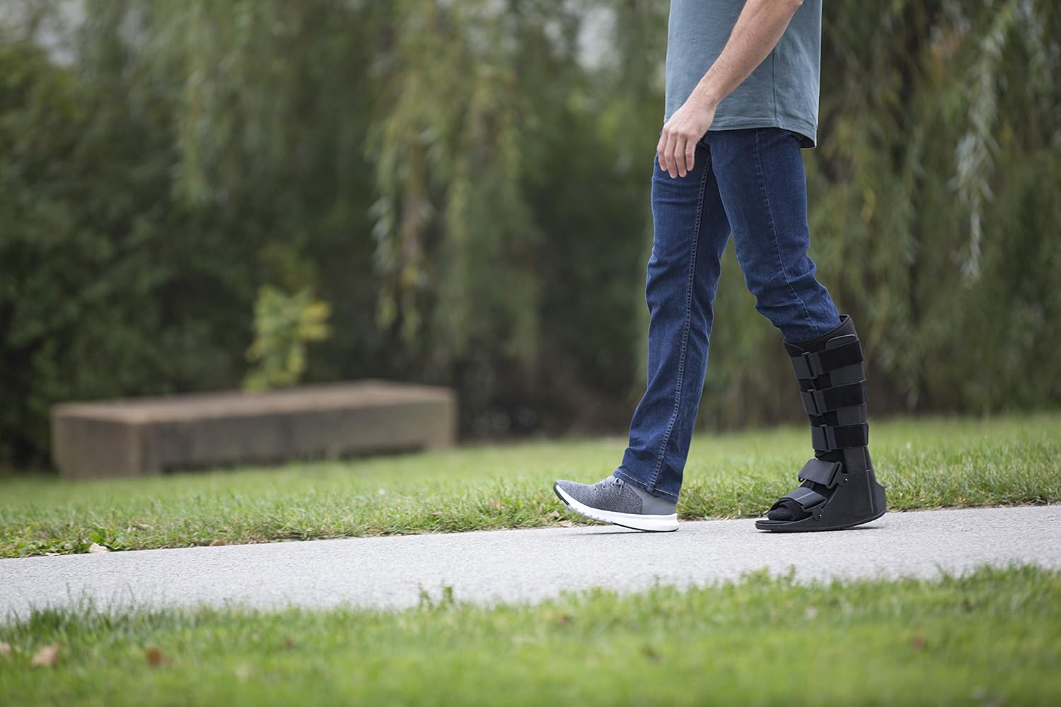 United Ortho Cam Walker Fracture Boot Standard Walking Brace

