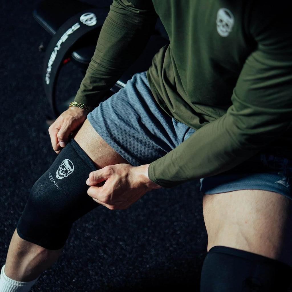 Gymreapers 7mm Neoprene Knee Sleeves, IPF Approved Compression Pair with Bag

